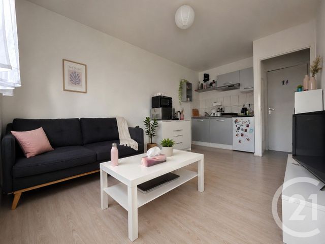 Appartement F1 &agrave; louer - 1 pi&egrave;ce - 29,65 m2 - Besancon - 25 - FRANCHE-COMTE