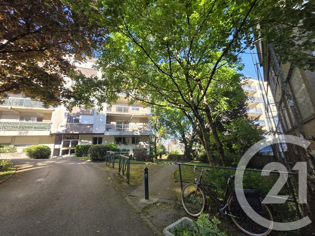 Appartement F1 &agrave; louer - 1 pi&egrave;ce - 29,65 m2 - Besancon - 25 - FRANCHE-COMTE