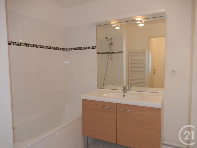 Appartement F2 &agrave; louer - 2 pi&egrave;ces - 40,16 m2 - Besancon - 25 - FRANCHE-COMTE