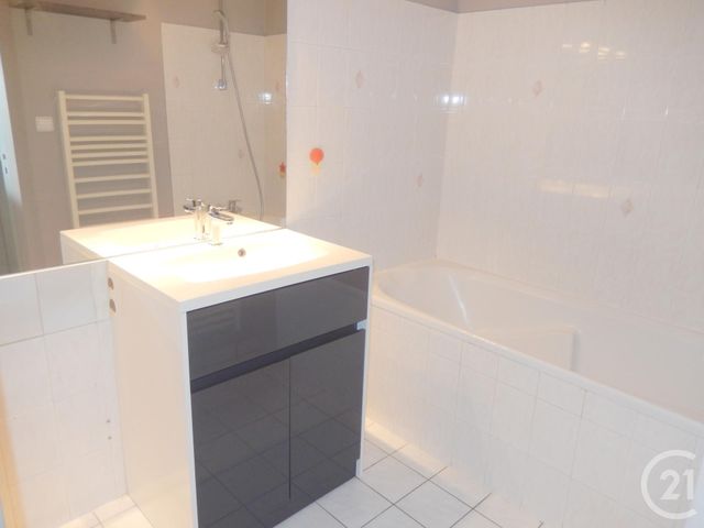 Appartement F2 &agrave; louer - 2 pi&egrave;ces - 43,77 m2 - Besancon - 25 - FRANCHE-COMTE