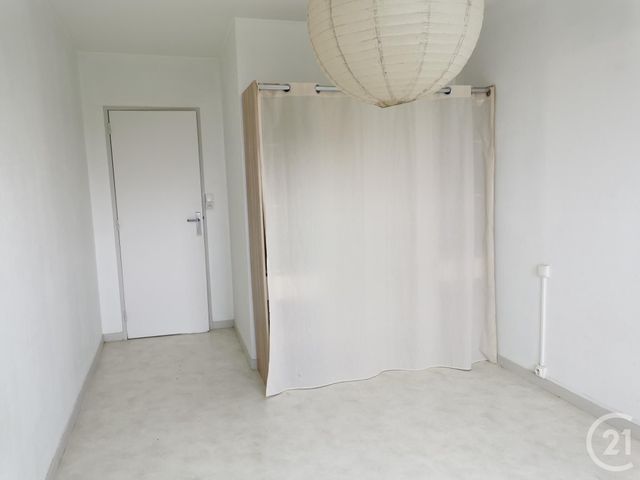 Appartement F3 &agrave; louer - 3 pi&egrave;ces - 73,37 m2 - Besancon - 25 - FRANCHE-COMTE