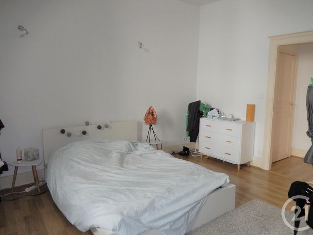 Appartement F3 &agrave; louer - 3 pi&egrave;ces - 100,05 m2 - Besancon - 25 - FRANCHE-COMTE