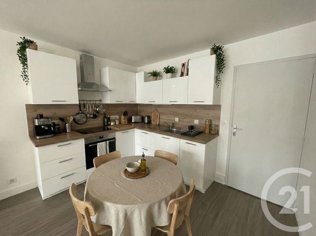 Appartement F2 &agrave; louer - 2 pi&egrave;ces - 55,72 m2 - Besancon - 25 - FRANCHE-COMTE