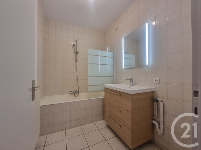 Appartement F3 &agrave; louer - 3 pi&egrave;ces - 80,38 m2 - Mamirolle - 25 - FRANCHE-COMTE