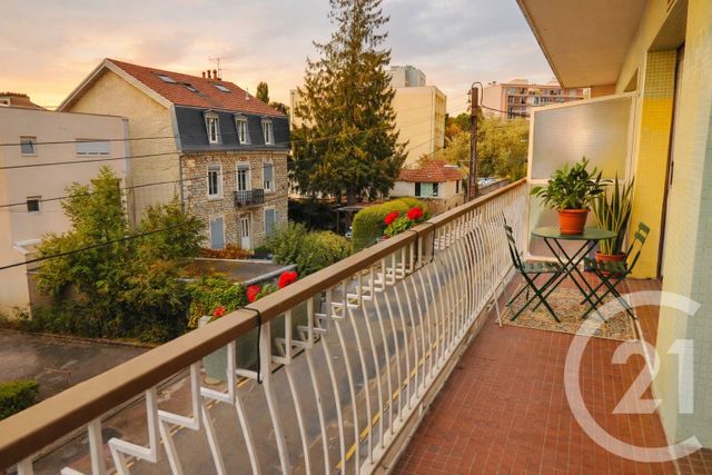 Appartement F4 &agrave; louer - 4 pi&egrave;ces - 78,30 m2 - Besancon - 25 - FRANCHE-COMTE