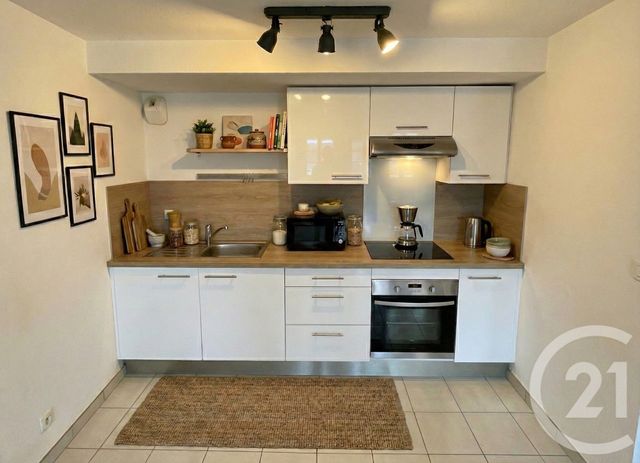 Appartement T2 &agrave; louer - 2 pi&egrave;ces - 64,77 m2 - Besancon - 25 - FRANCHE-COMTE