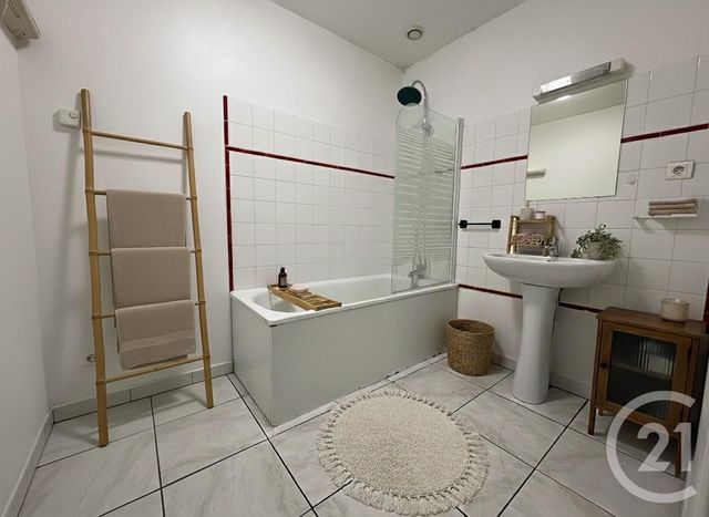 Appartement F3 &agrave; vendre - 3 pi&egrave;ces - 56,88 m2 - Franois - 25 - FRANCHE-COMTE