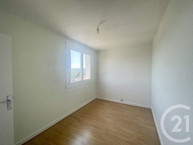 Appartement F3 &agrave; louer - 3 pi&egrave;ces - 54,27 m2 - Besancon - 25 - FRANCHE-COMTE