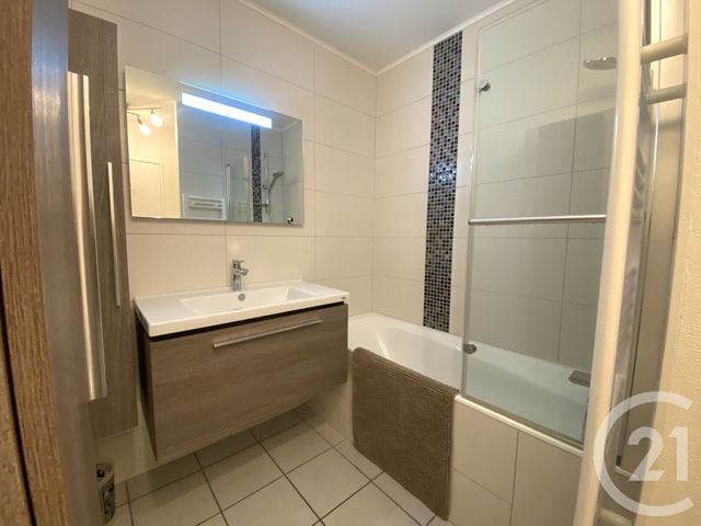 Appartement T2 &agrave; louer - 2 pi&egrave;ces - 43,65 m2 - Besancon - 25 - FRANCHE-COMTE