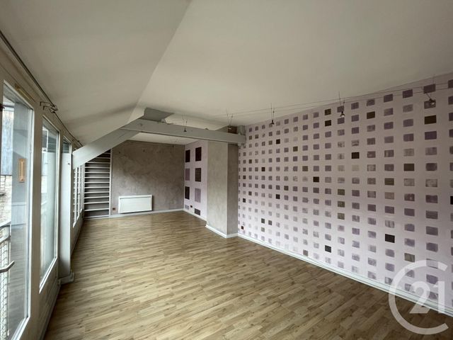 Appartement T3 &agrave; louer - 3 pi&egrave;ces - 88,84 m2 - Besancon - 25 - FRANCHE-COMTE