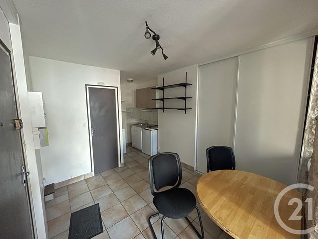 Appartement Studio &agrave; louer - 1 pi&egrave;ce - 20,86 m2 - Besancon - 25 - FRANCHE-COMTE