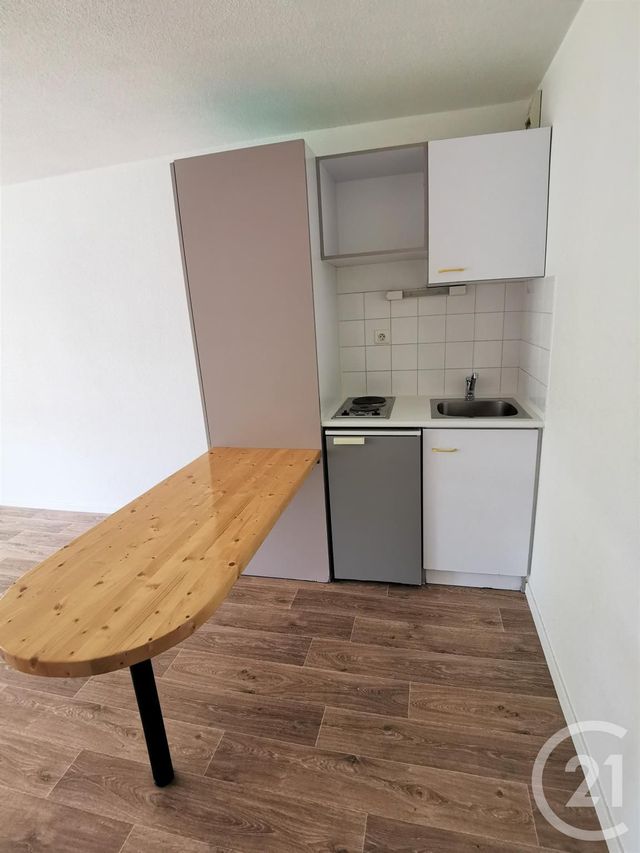 Appartement Studio &agrave; louer - 1 pi&egrave;ce - 21,99 m2 - Besancon - 25 - FRANCHE-COMTE