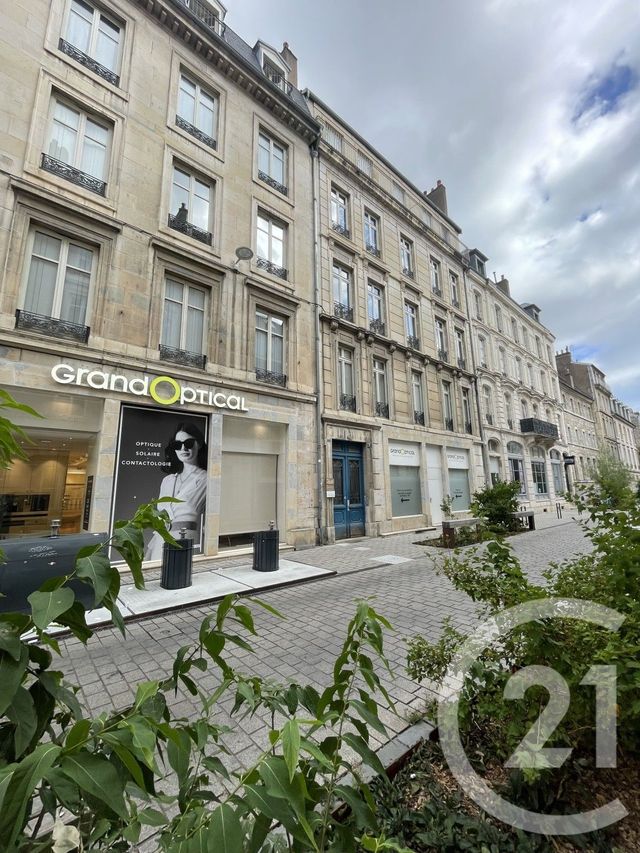 Appartement F3 &agrave; louer - 3 pi&egrave;ces - 78,31 m2 - Besancon - 25 - FRANCHE-COMTE