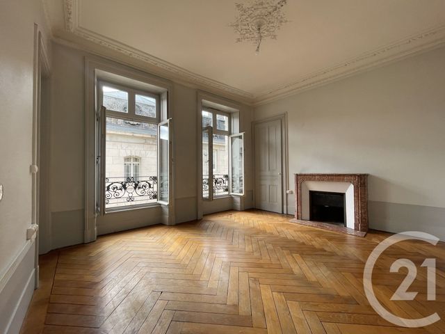 Appartement F3 &agrave; louer - 3 pi&egrave;ces - 78,31 m2 - Besancon - 25 - FRANCHE-COMTE