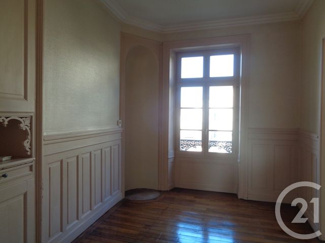 Appartement F3 &agrave; louer - 3 pi&egrave;ces - 78,31 m2 - Besancon - 25 - FRANCHE-COMTE