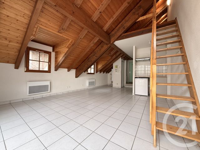 Appartement Studio &agrave; louer - 1 pi&egrave;ce - 27,87 m2 - Besancon - 25 - FRANCHE-COMTE