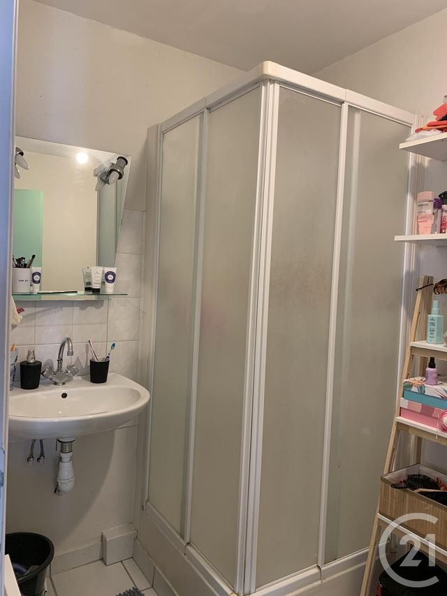 Appartement Studio &agrave; louer - 1 pi&egrave;ce - 27,87 m2 - Besancon - 25 - FRANCHE-COMTE