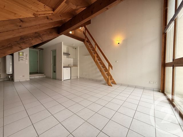 Appartement Studio &agrave; louer - 1 pi&egrave;ce - 27,87 m2 - Besancon - 25 - FRANCHE-COMTE