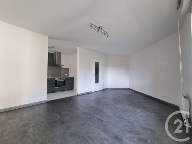 Appartement F2 &agrave; louer - 2 pi&egrave;ces - 44,98 m2 - Besancon - 25 - FRANCHE-COMTE