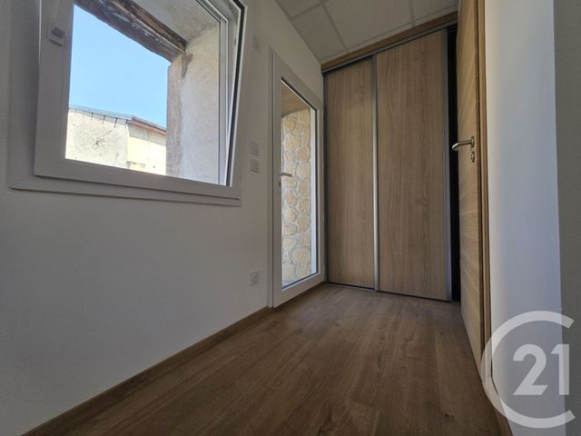 Appartement F1 &agrave; louer - 1 pi&egrave;ce - 30,25 m2 - Chaleze - 25 - FRANCHE-COMTE