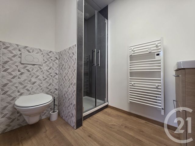 Appartement F1 &agrave; louer - 1 pi&egrave;ce - 30,25 m2 - Chaleze - 25 - FRANCHE-COMTE