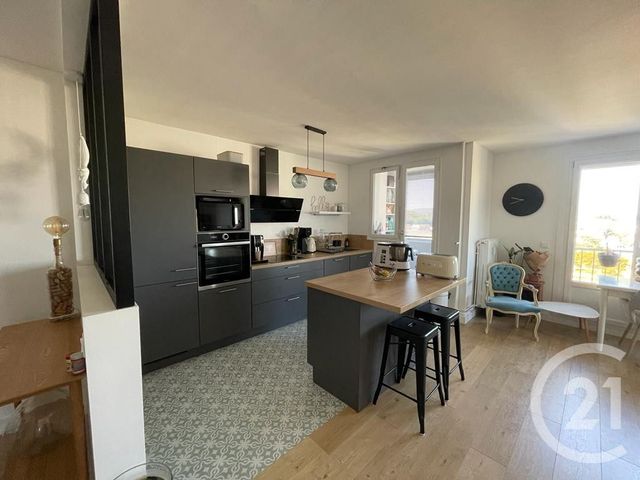 Appartement F3 &agrave; louer - 3 pi&egrave;ces - 69,46 m2 - Besancon - 25 - FRANCHE-COMTE