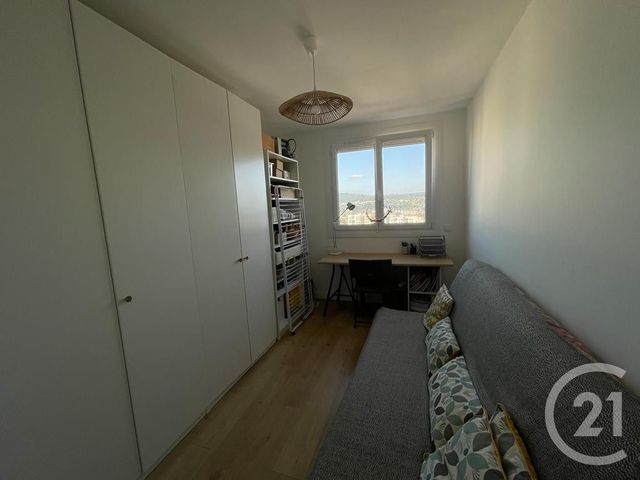 Appartement F3 &agrave; louer - 3 pi&egrave;ces - 69,46 m2 - Besancon - 25 - FRANCHE-COMTE
