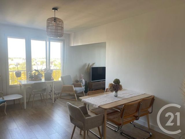 Appartement F3 &agrave; louer - 3 pi&egrave;ces - 69,46 m2 - Besancon - 25 - FRANCHE-COMTE