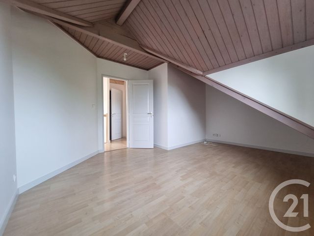 Maison &agrave; louer - 5 pi&egrave;ces - 102,42 m2 - Pirey - 25 - FRANCHE-COMTE