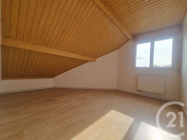 Maison &agrave; louer - 5 pi&egrave;ces - 102,42 m2 - Pirey - 25 - FRANCHE-COMTE
