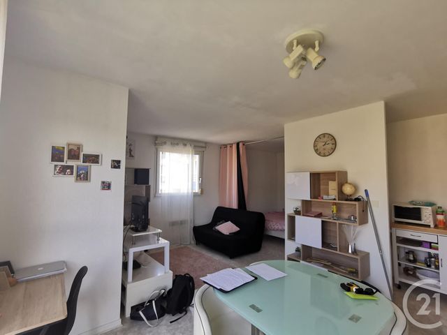 Appartement F1 &agrave; louer - 1 pi&egrave;ce - 40,27 m2 - Besancon - 25 - FRANCHE-COMTE