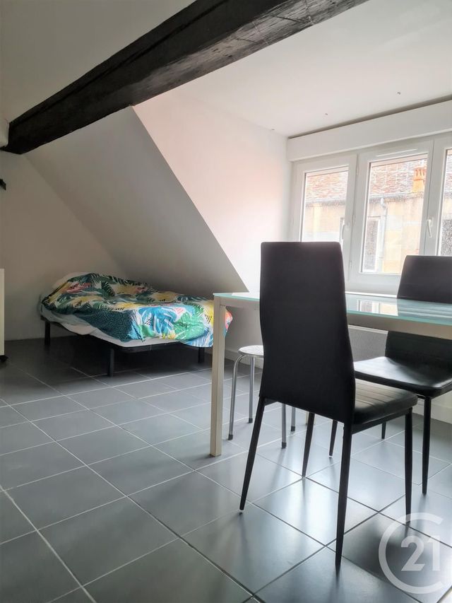 Appartement Studio &agrave; louer - 1 pi&egrave;ce - 22,89 m2 - Besancon - 25 - FRANCHE-COMTE