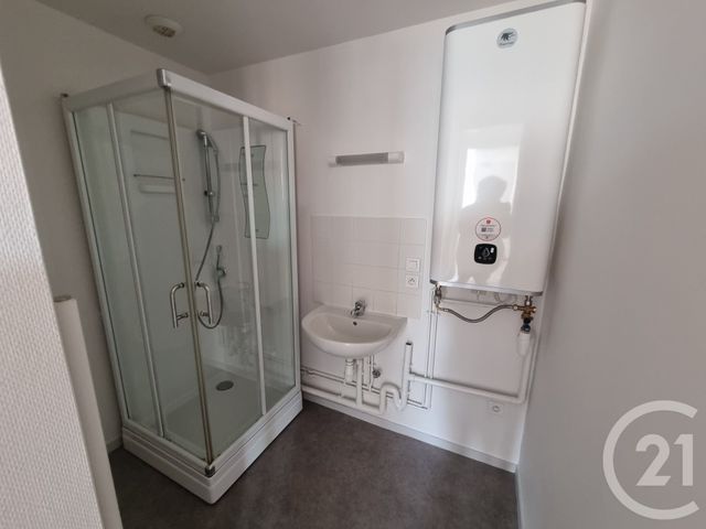 Appartement F3 &agrave; louer - 3 pi&egrave;ces - 54,90 m2 - Besancon - 25 - FRANCHE-COMTE