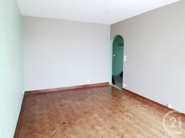 Appartement F3 &agrave; louer - 3 pi&egrave;ces - 64,41 m2 - Besancon - 25 - FRANCHE-COMTE