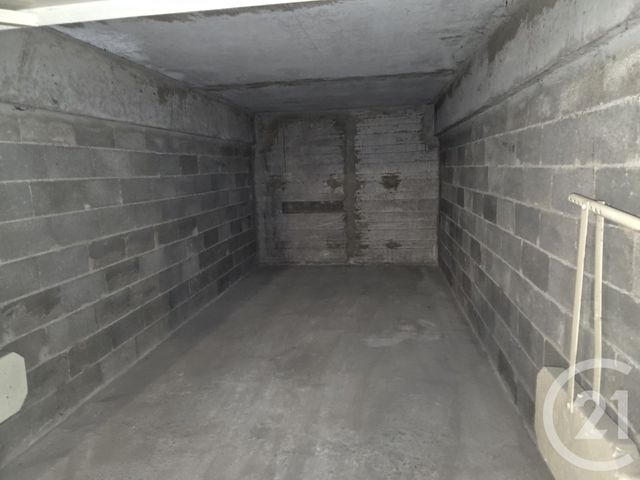 Parking &agrave; vendre - 12 m2 - Besancon - 25 - FRANCHE-COMTE