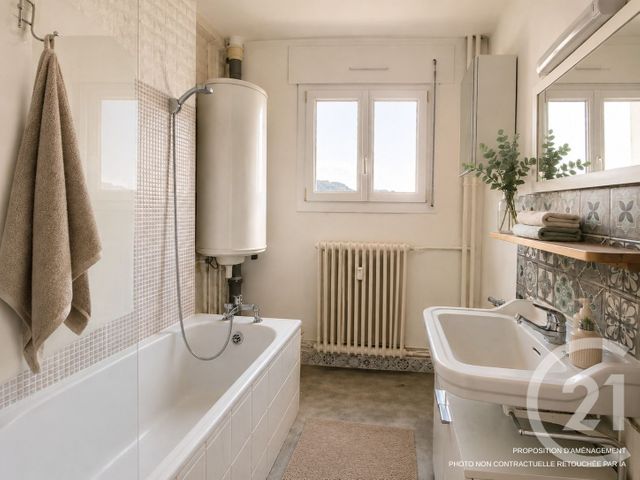 Appartement F3 &agrave; louer - 3 pi&egrave;ces - 72,59 m2 - Besancon - 25 - FRANCHE-COMTE