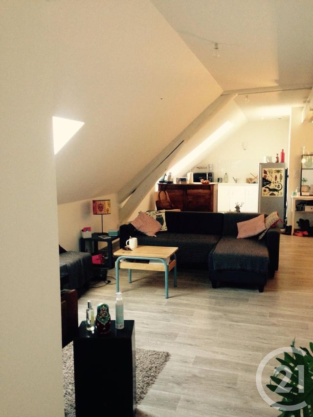 Appartement F2 &agrave; louer - 2 pi&egrave;ces - 53,02 m2 - Besancon - 25 - FRANCHE-COMTE