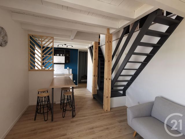 Appartement F1 bis &agrave; louer - 2 pi&egrave;ces - 32,42 m2 - Besancon - 25 - FRANCHE-COMTE
