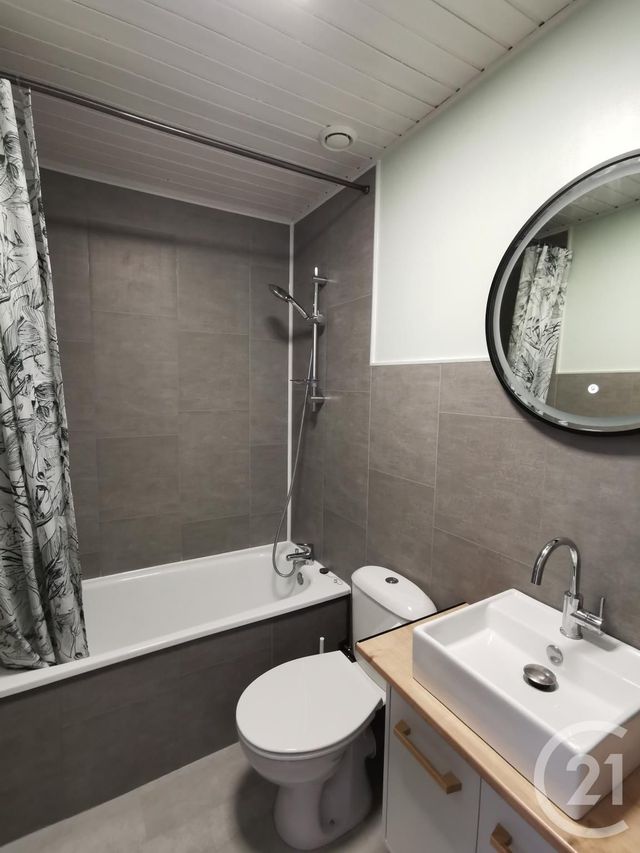 Appartement F1 bis &agrave; louer - 2 pi&egrave;ces - 32,42 m2 - Besancon - 25 - FRANCHE-COMTE