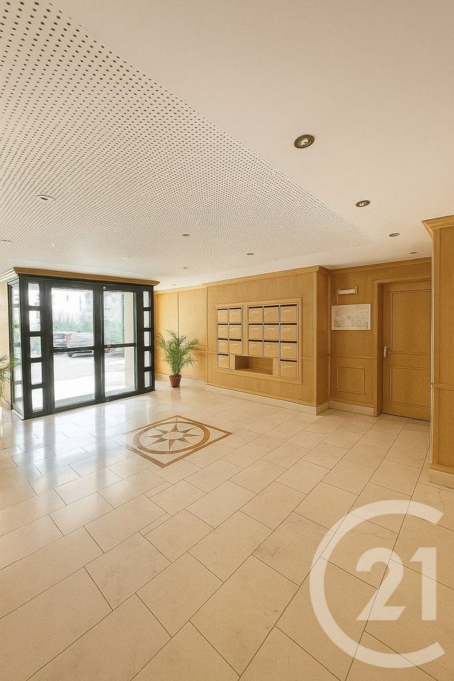 Appartement F3 &agrave; louer - 3 pi&egrave;ces - 65,52 m2 - Besancon - 25 - FRANCHE-COMTE