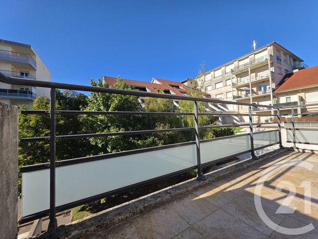 Appartement F3 &agrave; louer - 3 pi&egrave;ces - 65,52 m2 - Besancon - 25 - FRANCHE-COMTE