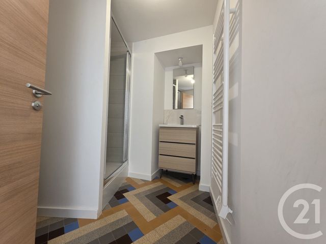 Appartement Studio &agrave; louer - 1 pi&egrave;ce - 25,27 m2 - Chaleze - 25 - FRANCHE-COMTE