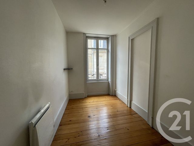 Appartement F3 &agrave; louer - 3 pi&egrave;ces - 57,46 m2 - Besancon - 25 - FRANCHE-COMTE