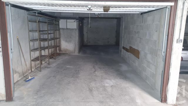 parking - BESANCON - 25