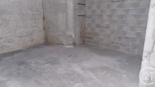 Parking &agrave; louer - 35 m2 - Besancon - 25 - FRANCHE-COMTE