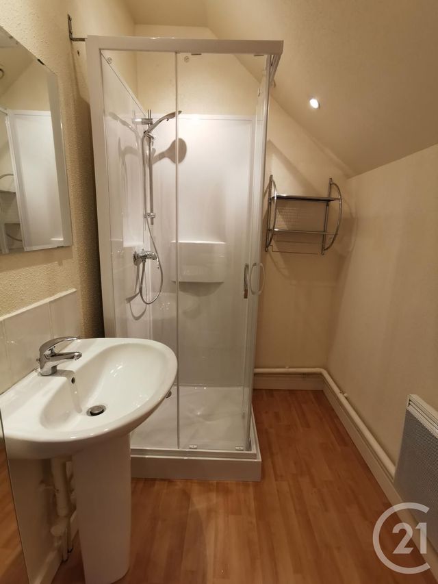 Appartement F1 bis duplex &agrave; louer - 2 pi&egrave;ces - 37,60 m2 - Besancon - 25 - FRANCHE-COMTE