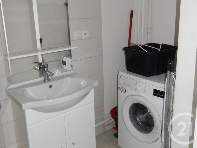 Appartement T1 &agrave; louer - 1 pi&egrave;ce - 27,92 m2 - Besancon - 25 - FRANCHE-COMTE