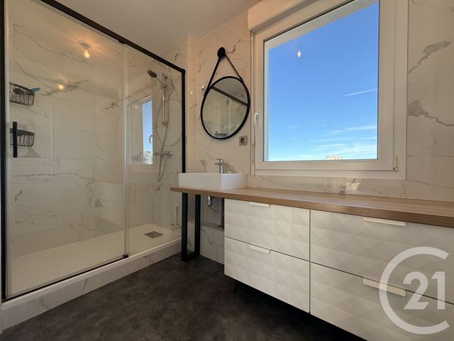 Appartement F4 &agrave; louer - 4 pi&egrave;ces - 79,78 m2 - Besancon - 25 - FRANCHE-COMTE