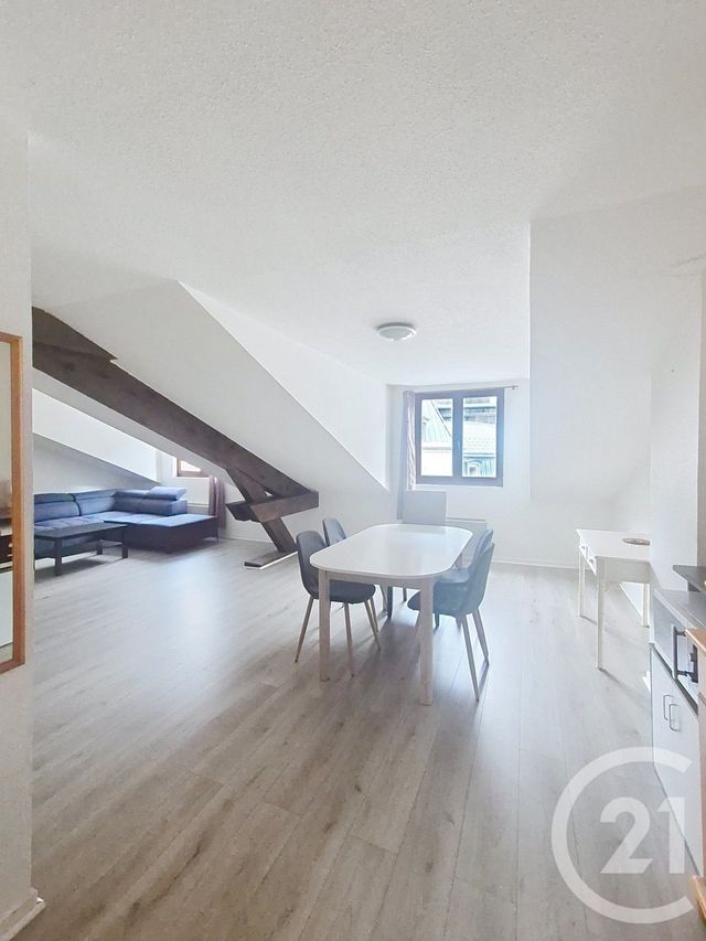 Appartement T3 &agrave; louer - 3 pi&egrave;ces - 57,52 m2 - Hauts De Bienne - 39 - FRANCHE-COMTE