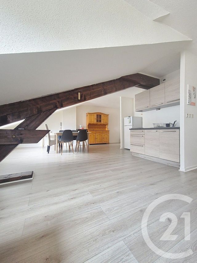 Appartement T3 &agrave; louer - 3 pi&egrave;ces - 57,52 m2 - Hauts De Bienne - 39 - FRANCHE-COMTE